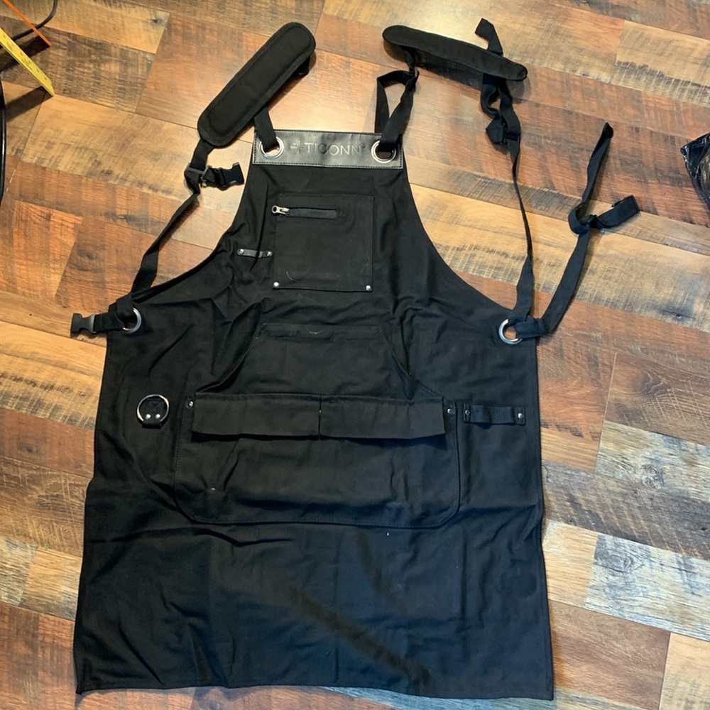 brown Tool Apron with Pockets in box 7 - Picture 5 of 7